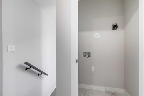 1955 Mccaskill Drive, Crossfield, AB - Indoor