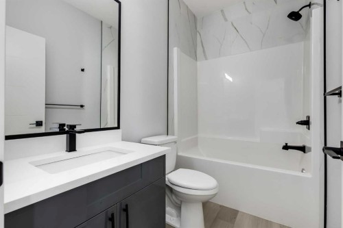 1955 Mccaskill Drive, Crossfield, AB - Indoor Photo Showing Bathroom
