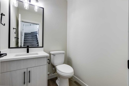 1989 Mccaskill Drive, Crossfield, AB - Indoor Photo Showing Bathroom