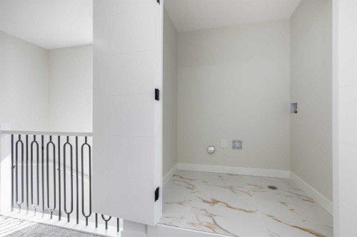 1989 Mccaskill Drive, Crossfield, AB - Indoor