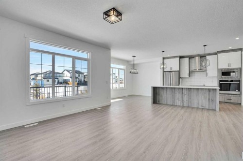 230 Kinniburgh Loop, Chestermere, AB - Indoor Photo Showing Kitchen