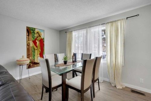 990 Marcombe Drive Ne, Calgary, AB - Indoor Photo Showing Dining Room