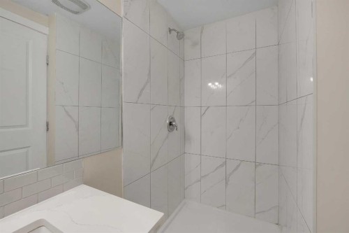 990 Marcombe Drive Ne, Calgary, AB - Indoor Photo Showing Bathroom