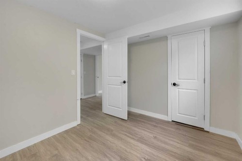 990 Marcombe Drive Ne, Calgary, AB - Indoor Photo Showing Other Room