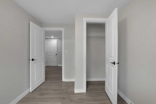 990 Marcombe Drive Ne, Calgary, AB - Indoor Photo Showing Other Room