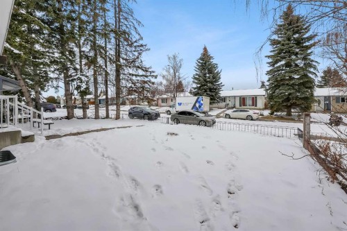 990 Marcombe Drive Ne, Calgary, AB - Outdoor