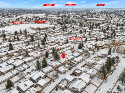 990 Marcombe Drive Ne, Calgary, AB - Outdoor