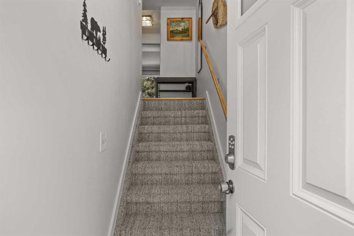 9-630 3Rd Street, Canmore, AB - Indoor Photo Showing Other Room