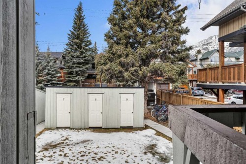 9-630 3Rd Street, Canmore, AB - Outdoor