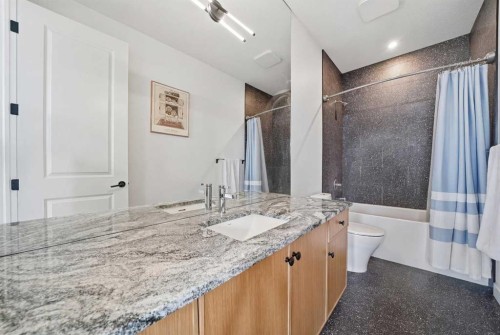 44 Ranchers Way, Okotoks, AB - Indoor Photo Showing Bathroom