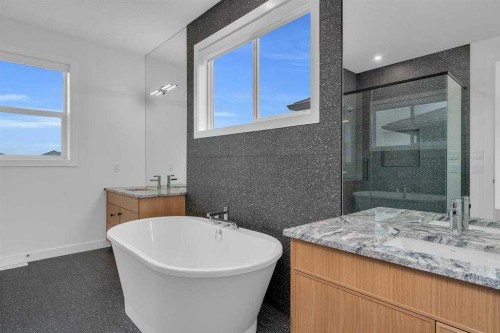 44 Ranchers Way, Okotoks, AB - Indoor Photo Showing Bathroom