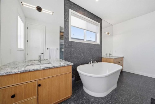 44 Ranchers Way, Okotoks, AB - Indoor Photo Showing Bathroom