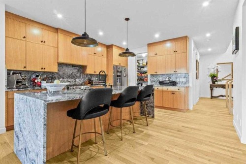 44 Ranchers Way, Okotoks, AB - Indoor Photo Showing Kitchen