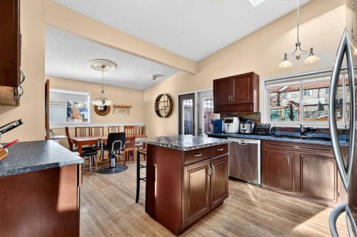 319 Whitney Crescent Se, Calgary, AB - Indoor Photo Showing Kitchen