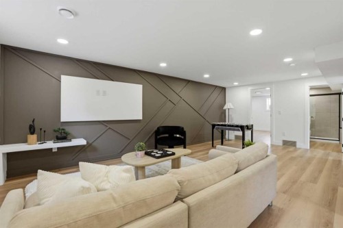 1303 87 Avenue Sw, Calgary, AB - Indoor