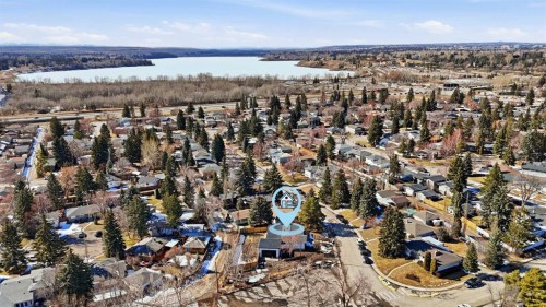 1303 87 Avenue Sw, Calgary, AB - Outdoor With View