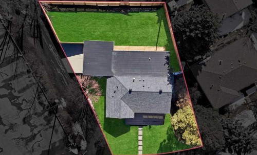 1303 87 Avenue Sw, Calgary, AB - Outdoor