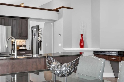 140 Citadel Park Nw, Calgary, AB - Indoor Photo Showing Kitchen