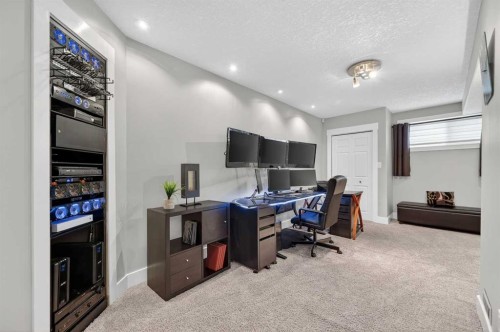 140 Citadel Park Nw, Calgary, AB - Indoor Photo Showing Office