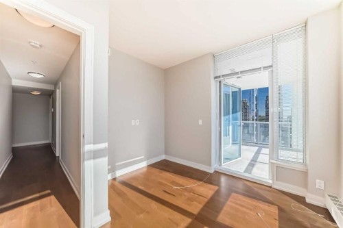1126-222 Riverfront Avenue Sw, Calgary, AB - Indoor Photo Showing Other Room