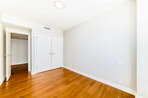 1126-222 Riverfront Avenue Sw, Calgary, AB - Indoor Photo Showing Other Room