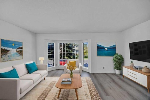 67 Martinwood Road Ne, Calgary, AB - Indoor Photo Showing Living Room