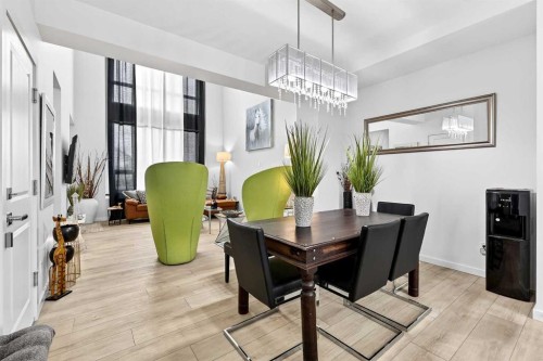 42 Heirloom Manor Se, Calgary, AB - Indoor Photo Showing Dining Room