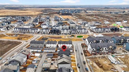 42 Heirloom Manor Se, Calgary, AB - Outdoor With View