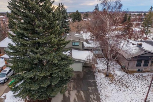 356 Cannington Place Sw, Calgary, AB - Outdoor With View