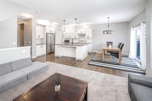 80 Howse Manor Ne, Calgary, AB - Indoor Photo Showing Kitchen