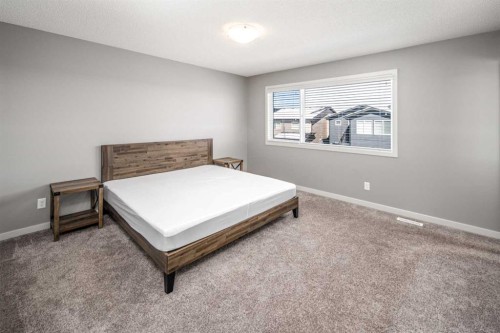 80 Howse Manor Ne, Calgary, AB - Indoor Photo Showing Bedroom