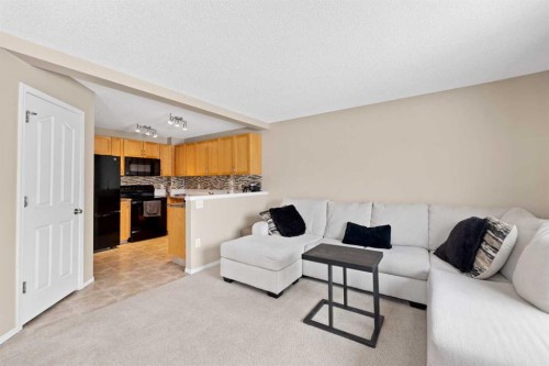 173 Bayside Point Sw, Airdrie, AB - Indoor