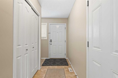 173 Bayside Point Sw, Airdrie, AB - Indoor Photo Showing Other Room