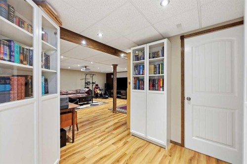 24 Huntstrom Road Ne, Calgary, AB - Outdoor With Exterior