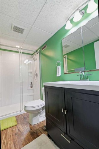 24 Huntstrom Road Ne, Calgary, AB - Outdoor