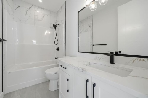 2005 Waterbury Road, Chestermere, AB - Indoor Photo Showing Bathroom