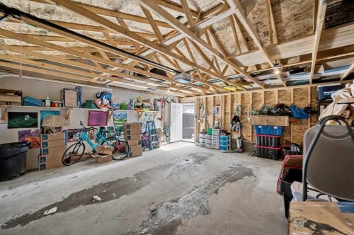 38 Sage Bluff Gate Nw, Calgary, AB - Indoor