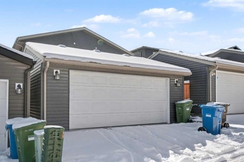 38 Sage Bluff Gate Nw, Calgary, AB - Outdoor With Exterior