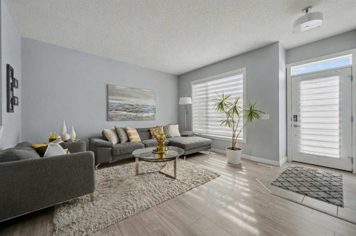 38 Sage Bluff Gate Nw, Calgary, AB - Indoor Photo Showing Living Room