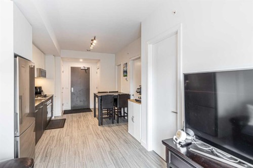 1107-730 2 Avenue Sw, Calgary, AB - Indoor Photo Showing Other Room