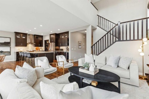 200 Aspen Summit View Sw, Calgary, AB - Indoor Photo Showing Living Room