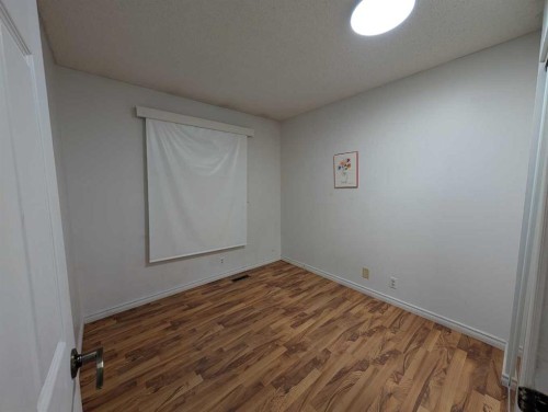 114 Castledale Way Ne, Calgary, AB - Indoor Photo Showing Other Room