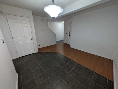 114 Castledale Way Ne, Calgary, AB - Indoor Photo Showing Other Room