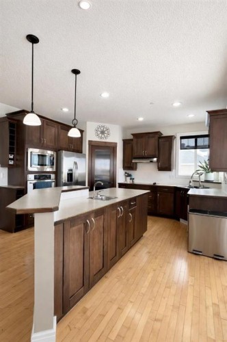 86 Muirfield Boulevard, Lyalta, AB - Indoor Photo Showing Kitchen