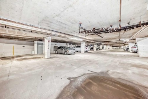 163-333 Riverfront Avenue, Calgary, AB - Indoor Photo Showing Garage