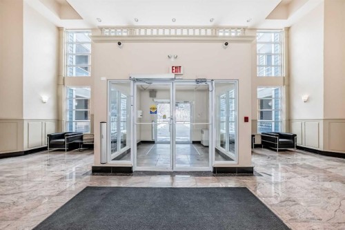 163-333 Riverfront Avenue, Calgary, AB - Indoor Photo Showing Other Room