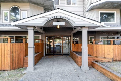 306-1720 13 Street SW Calgary, AB T2T 3P4