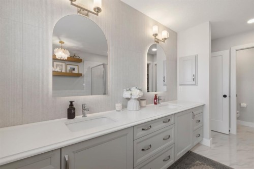 743 Seton Circle Se, Calgary, AB - Indoor Photo Showing Bathroom