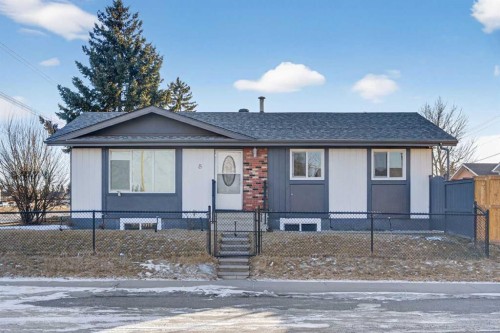 8 Malvern Crescent Ne, Calgary, AB - Outdoor