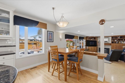 352 Oakside Circle Sw, Calgary, AB - Indoor Photo Showing Dining Room